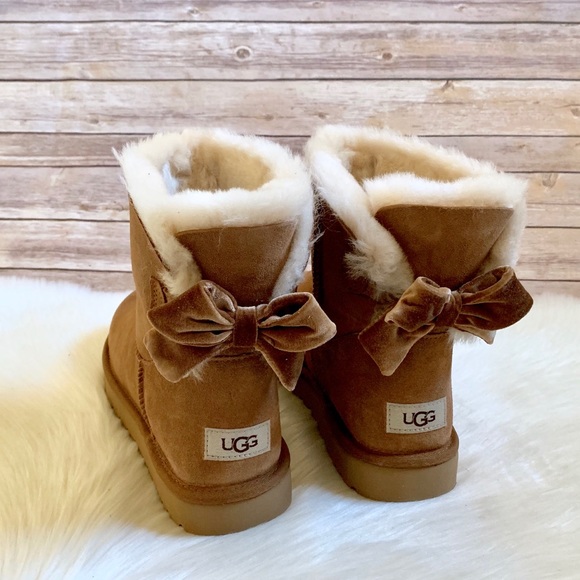 Ugg Bailey Bow Velvet Ribbon Boots Mini Bailey Bow Velvet Ribbon